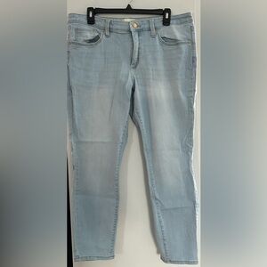 Universal Thread - Women’s Mid Rise Skinny Jeans - Size 14/32 - 25” Inseam